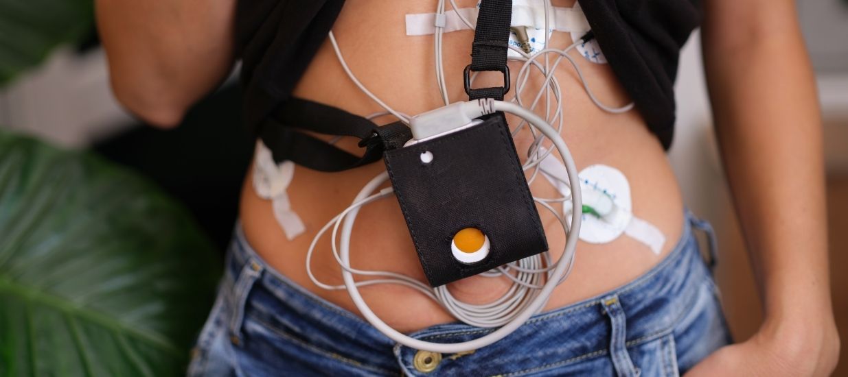 Ritim Holter uygulanan hasta Ritim Holter / EKG Holter nedir?