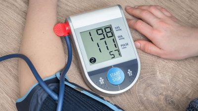 Yuksek Tansiyonu Dusurmenin Dogal Yollari ve Etkili Cozumler Yüksek Tansiyonu Düşürmenin Doğal Yolları ve Etkili Çözümler